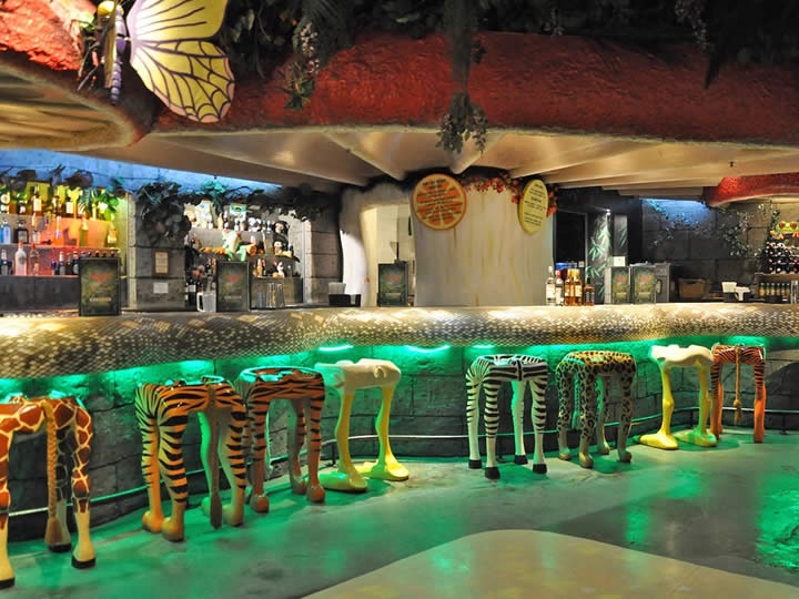 The Rainforest Cafe London | Online Table Reservations